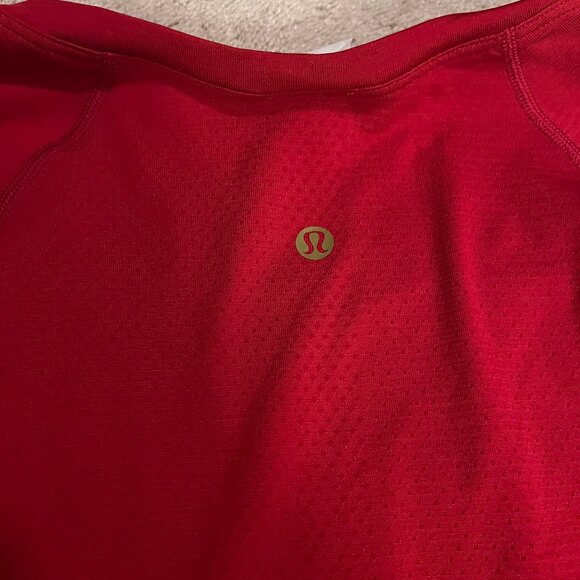 lululemon Lunar New Year Swiftly Tech Long Sleeve 2.0 Race Length - Picture 7 of 7
